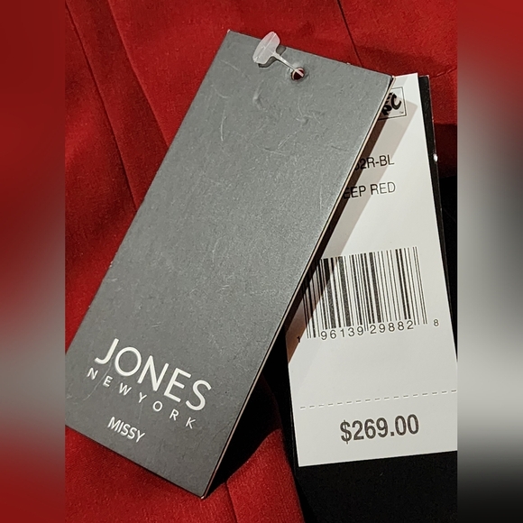 Jones New York red water resistant removeable hooded coat Size Med and Lg NEW - Picture 11 of 11